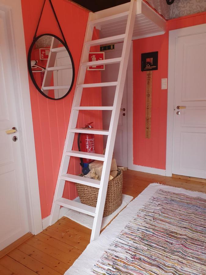Sjohaug Rorbu Apartment โมสคิเนส ภายนอก รูปภาพ